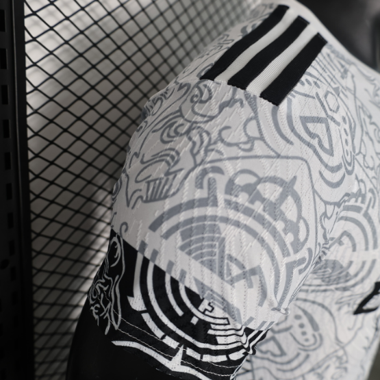 24/25 Real Madrid Special Edition White Player Version Football T-Shirt Thai Quality