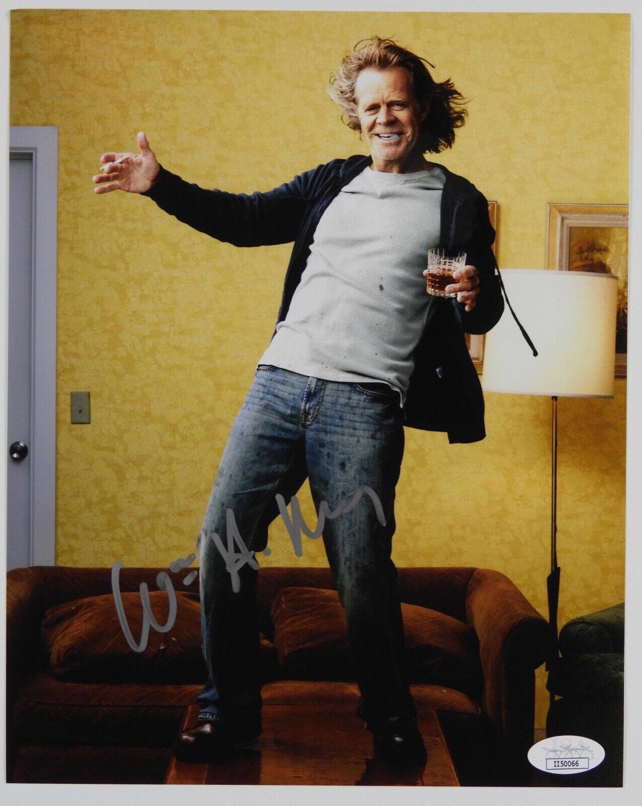 William Macy Autograph JSA 8 x 10 Signed Photo Poster painting Shameless