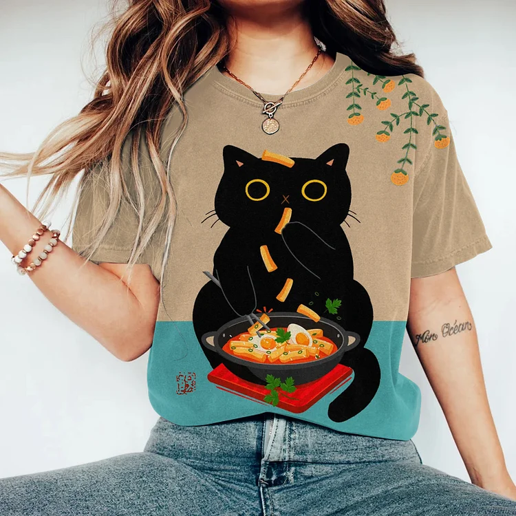 Abstract Creative Cute Black Cat Love Tteokbokki Painting Art T-Shirt