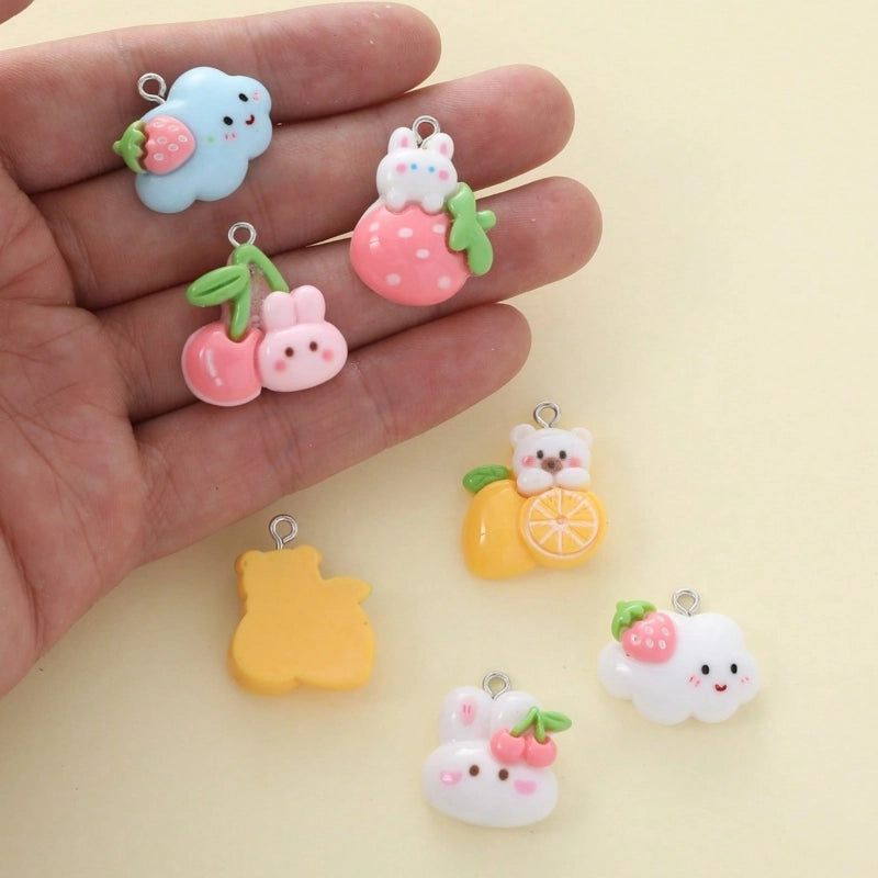7 Pieces Diameter 3mm Hole Under 1mm Resin Animal Pendant