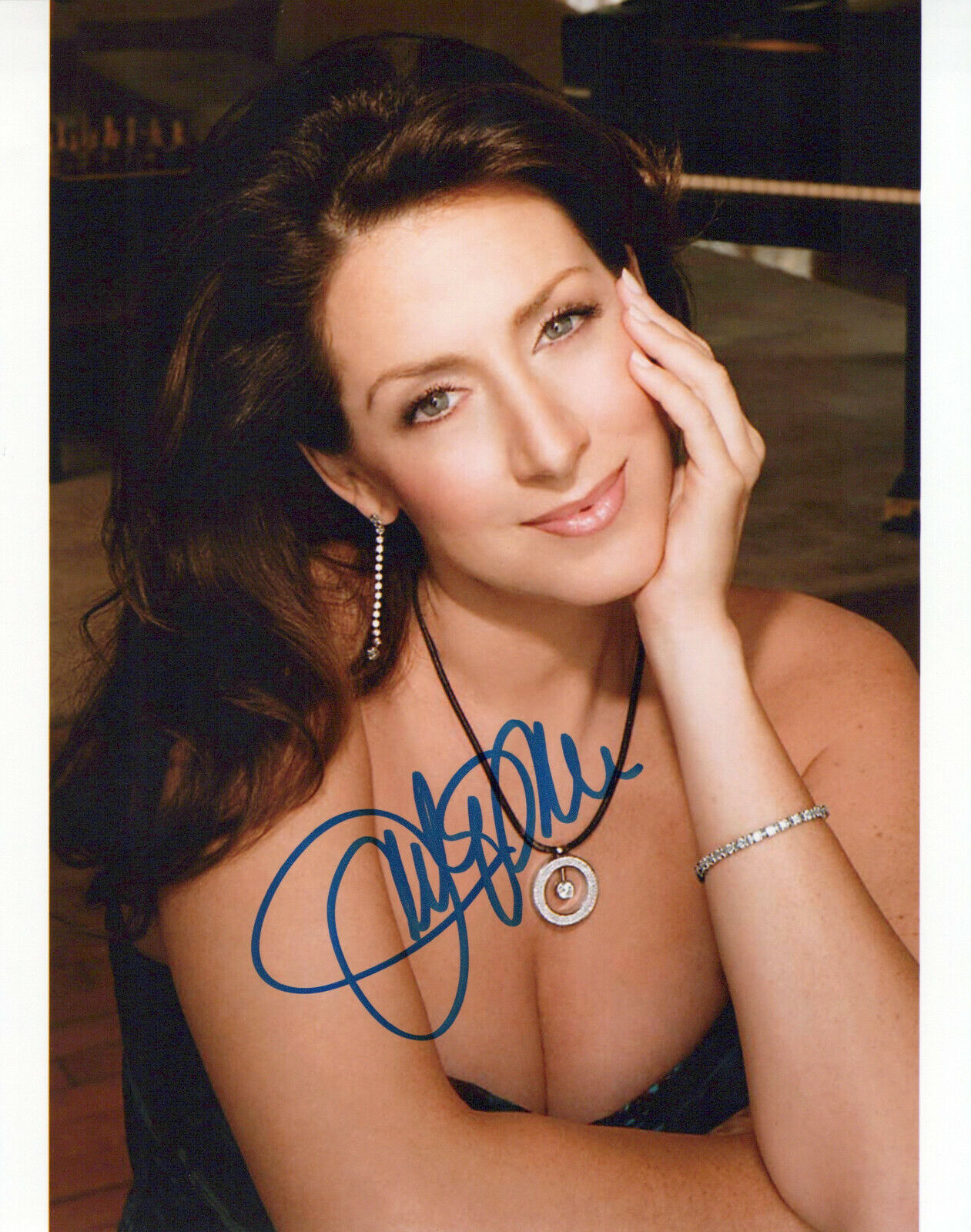 Joely Fisher glamour shot autographed Photo Poster painting signed 8x10 #12