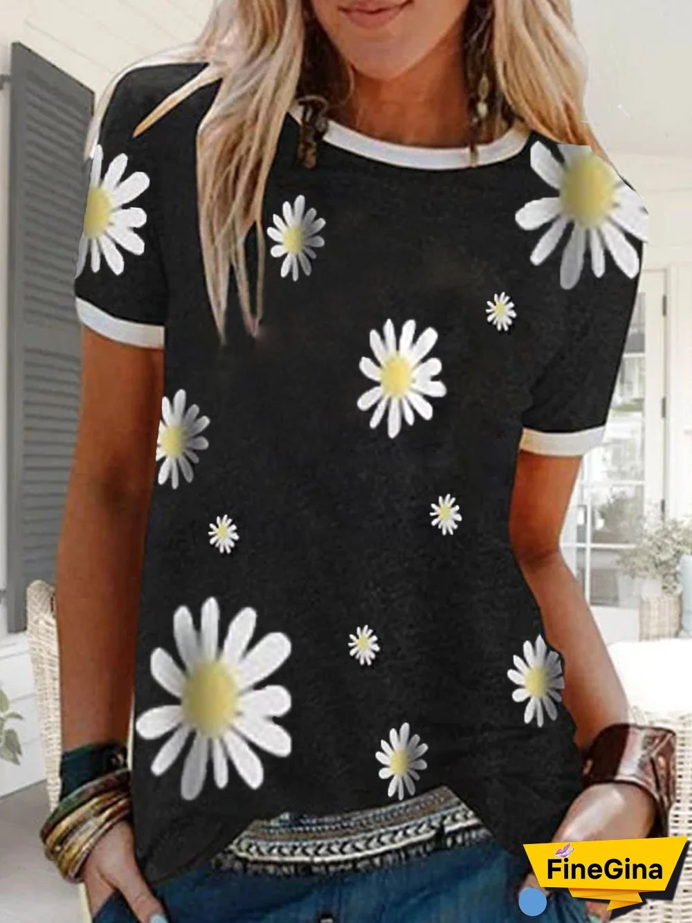 Black Cotton Round Neck Casual Printed T-shirt