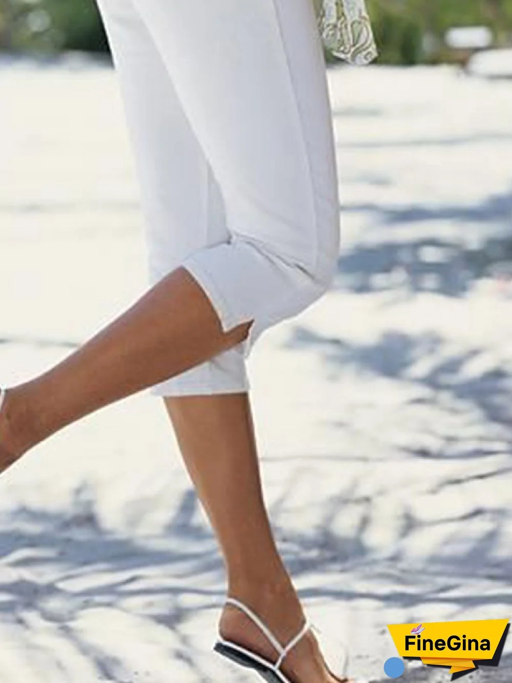 White Casual Solid High Stretch Shorts
