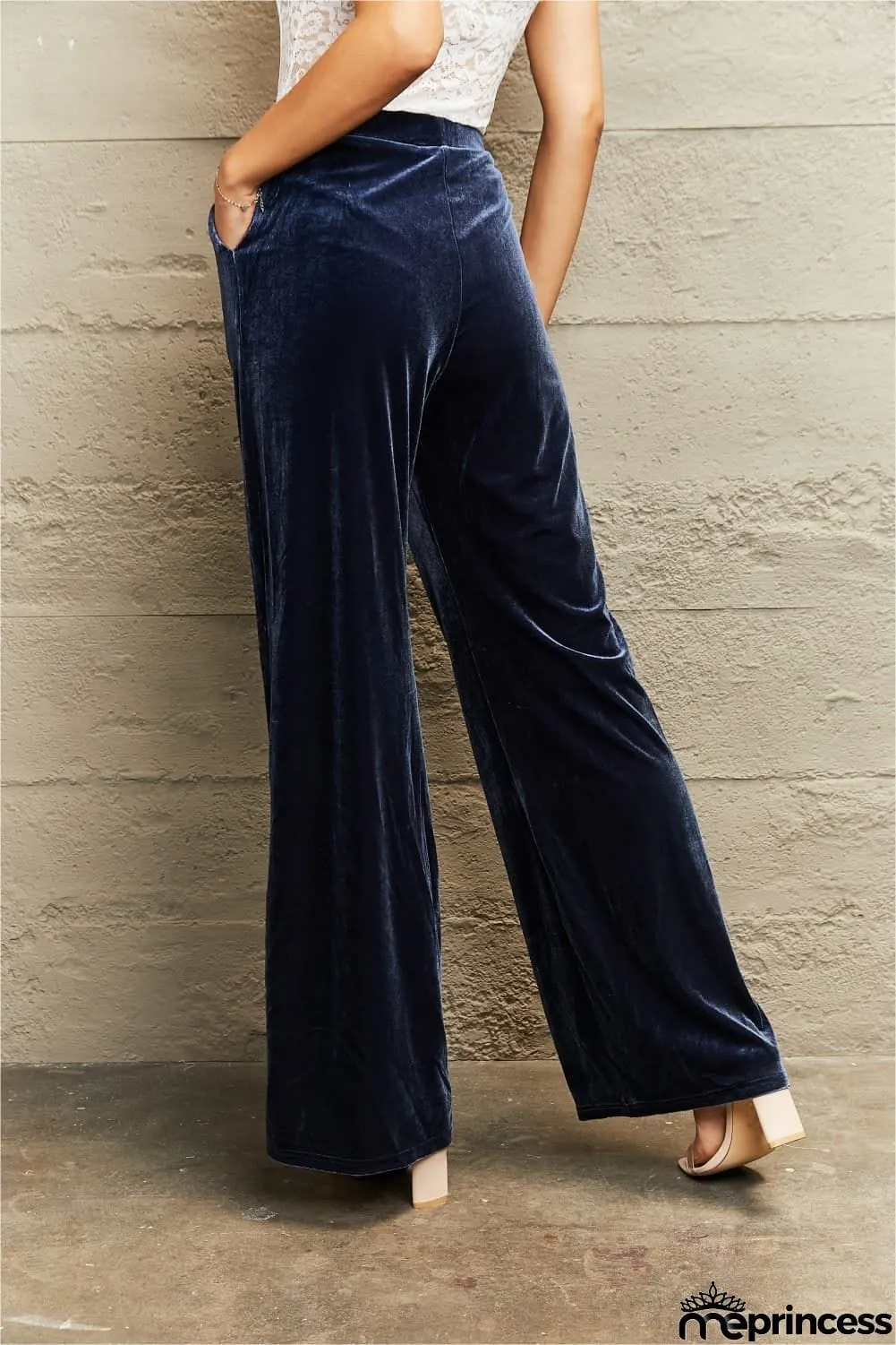 Wide Leg Pants with Pockets