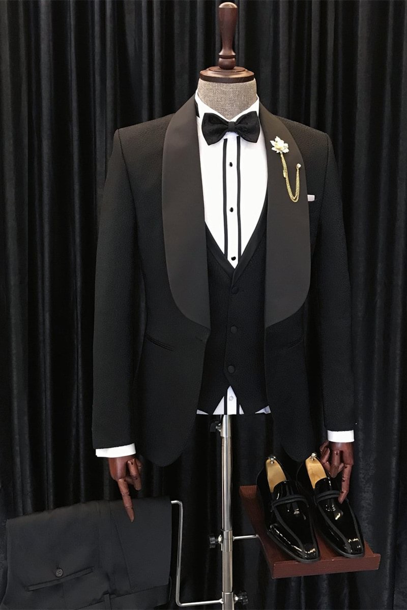 Black Gentle Shawl Lapel Three Pieces Wedding Men suits | Ballbellas Ballbellas