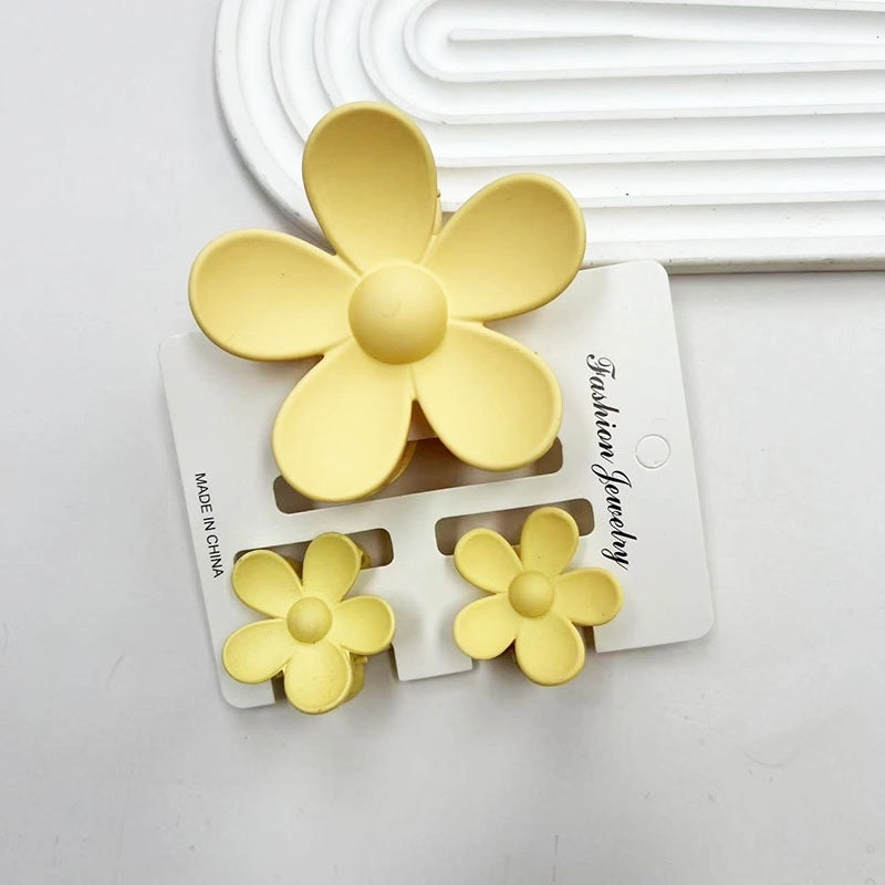 Vacation Modern Style Women’s Flower Resin Hair Claws