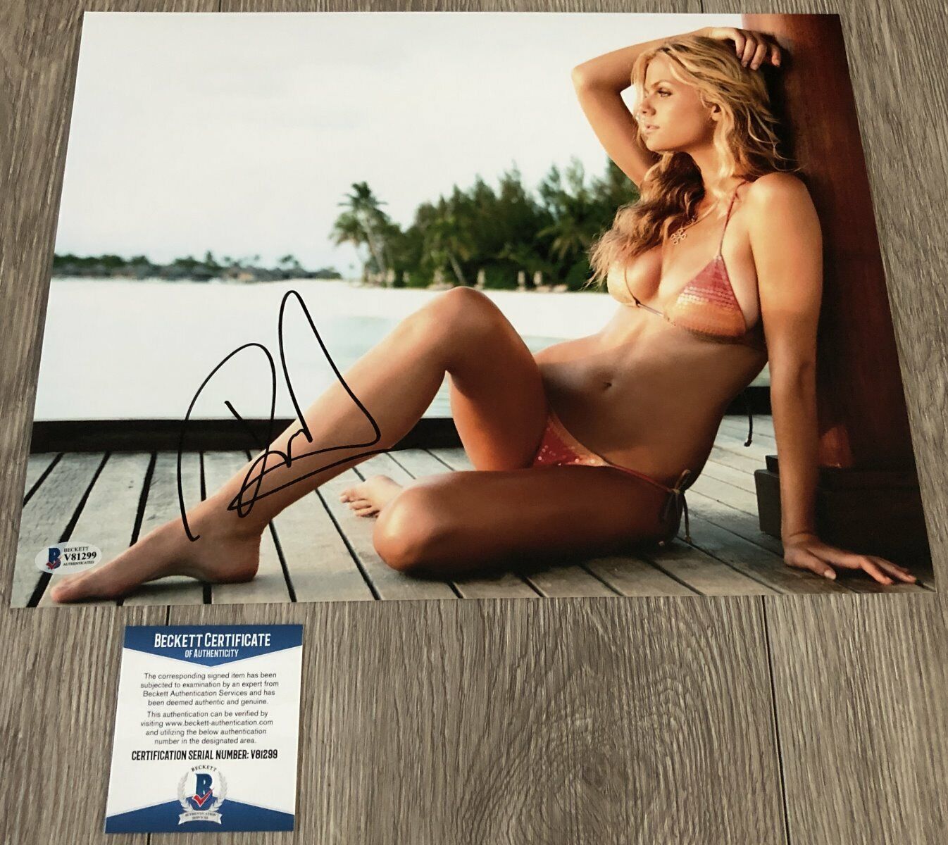 BROOKLYN DECKER SIGNED SUPERMODEL 11x14 Photo Poster painting w/EXACT PROOF & BAS BECKETT COA