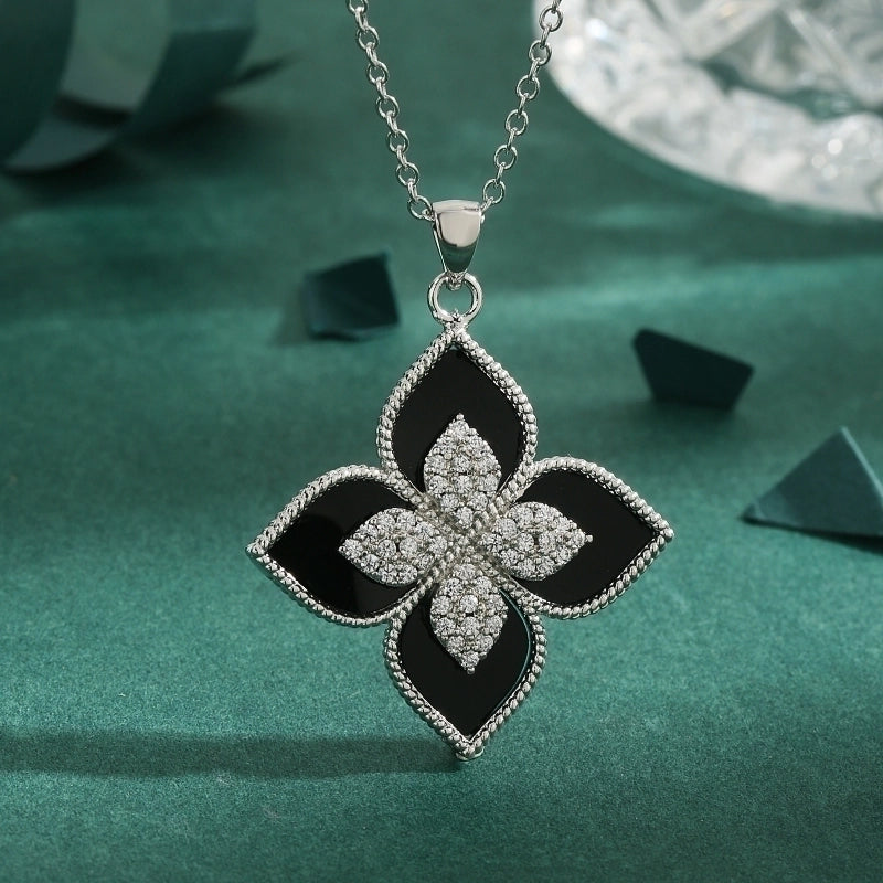 Elegant Four Leaf Clover Copper Zircon 18K Gold Plated White Gold Plated Pendant Necklace