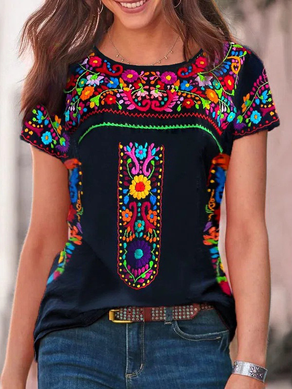 Women's Bohemian Tee Tribal Western Floral Print Crew Neck T-Shirt