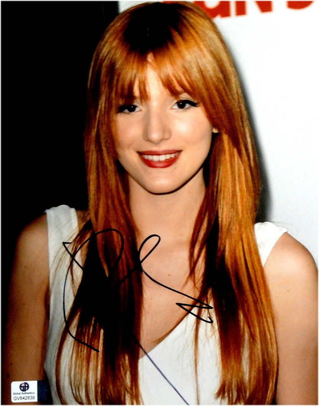 Bella Thorne Hand Signed Autographed 8x10 Photo Poster painting Sexy Beautiful GA GV 842839