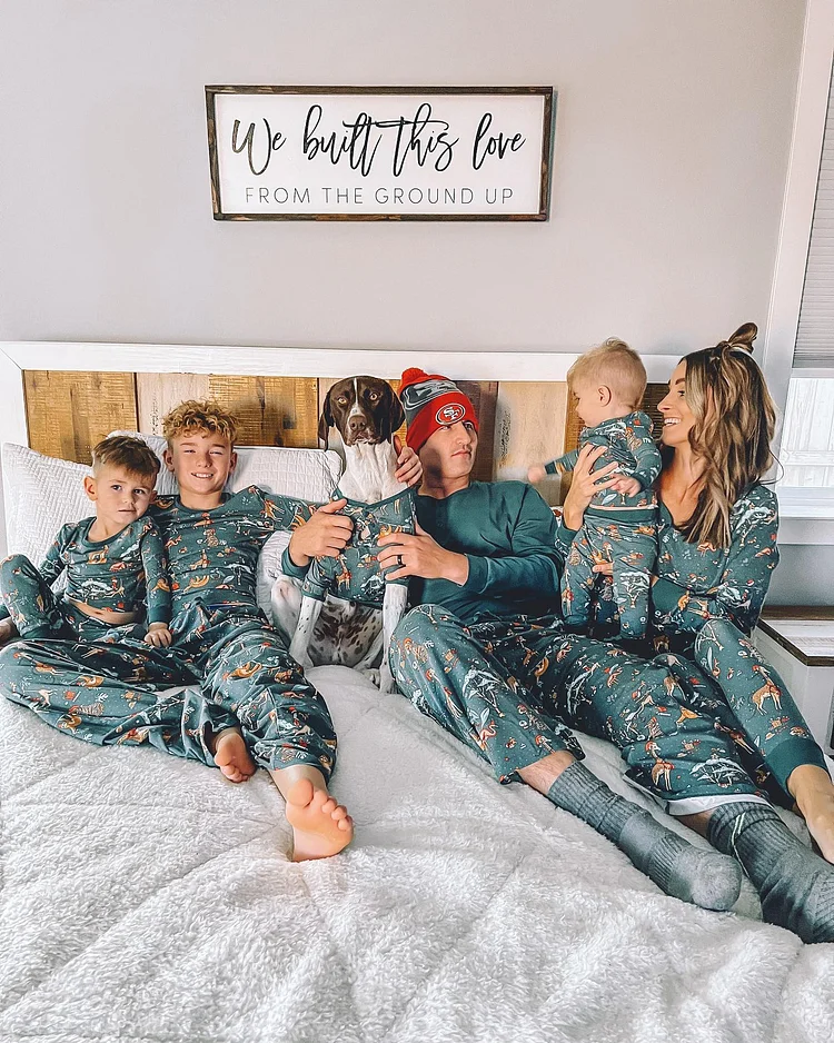 Christmas Safari Family Matching Pajama Set with Pockets