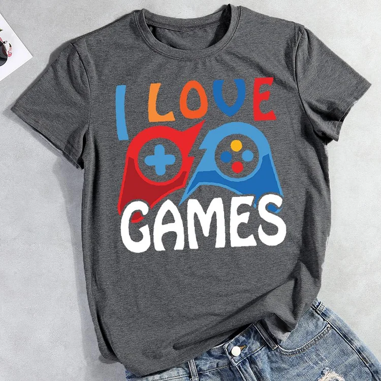 I love games Round Neck T-shirt