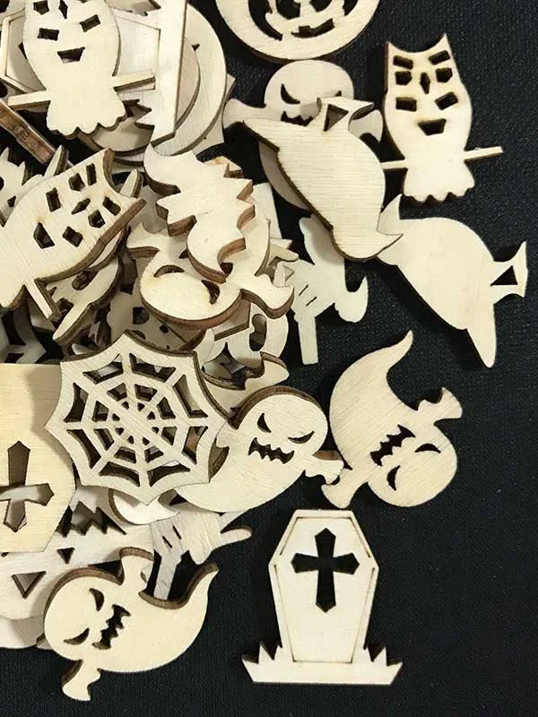 100Pcs Hollow DIY Kits Halloween Decoration Accessories