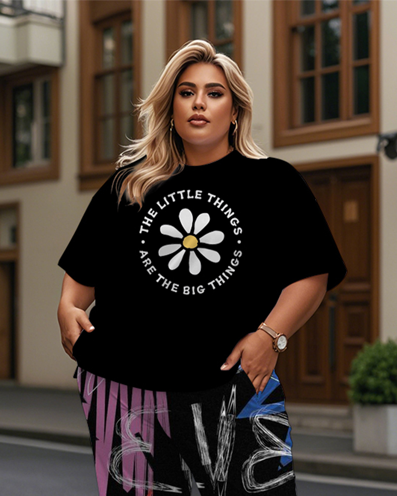 Women's Plus Size Lletter Print T-Shirt and Graffiti Trousers Suit