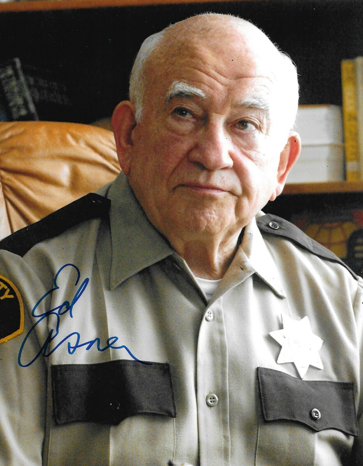 Ed Asner Signed 10x8 Photo Poster painting AFTAL