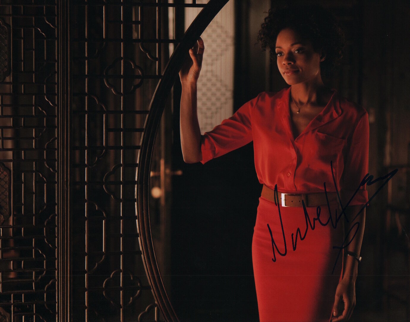 Naomie Harris (James Bond) signed 11x14 Photo Poster painting