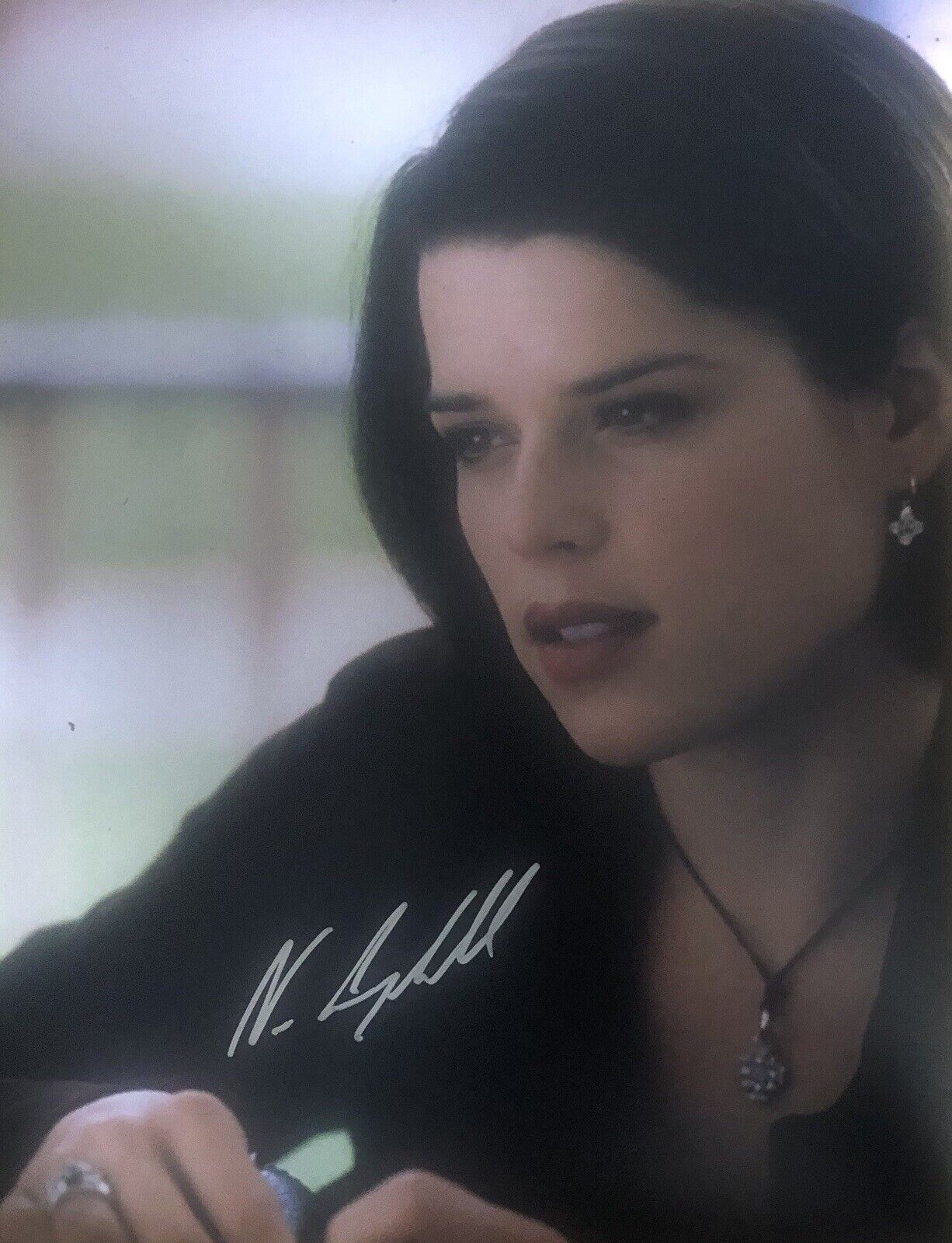 Neve Campbell Signed Scream 11x14 Photo Poster painting AFTAL