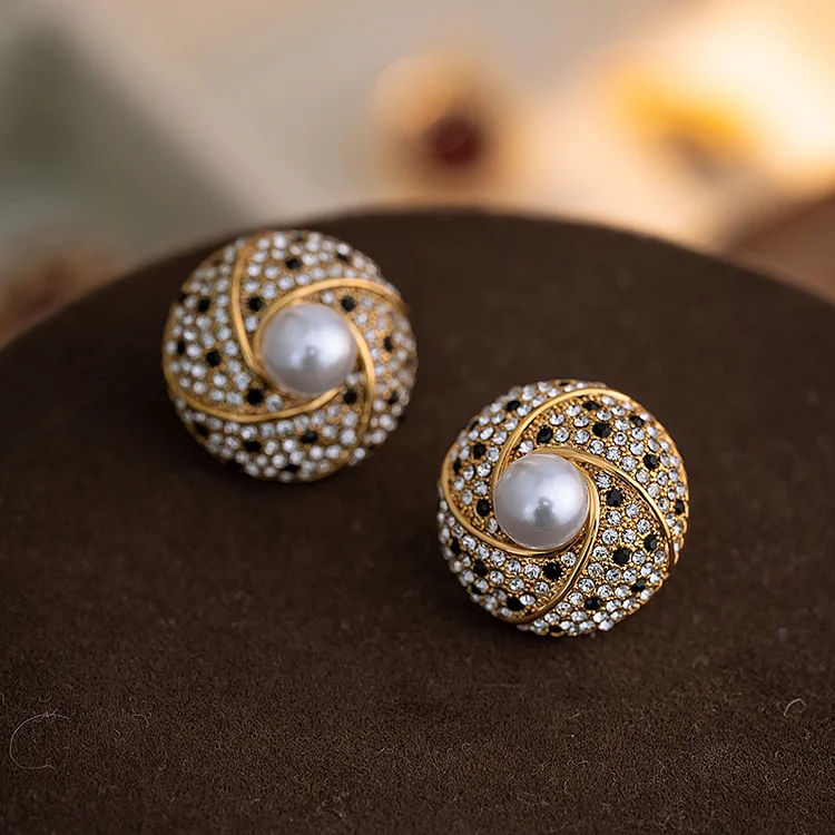 Pearl earrings