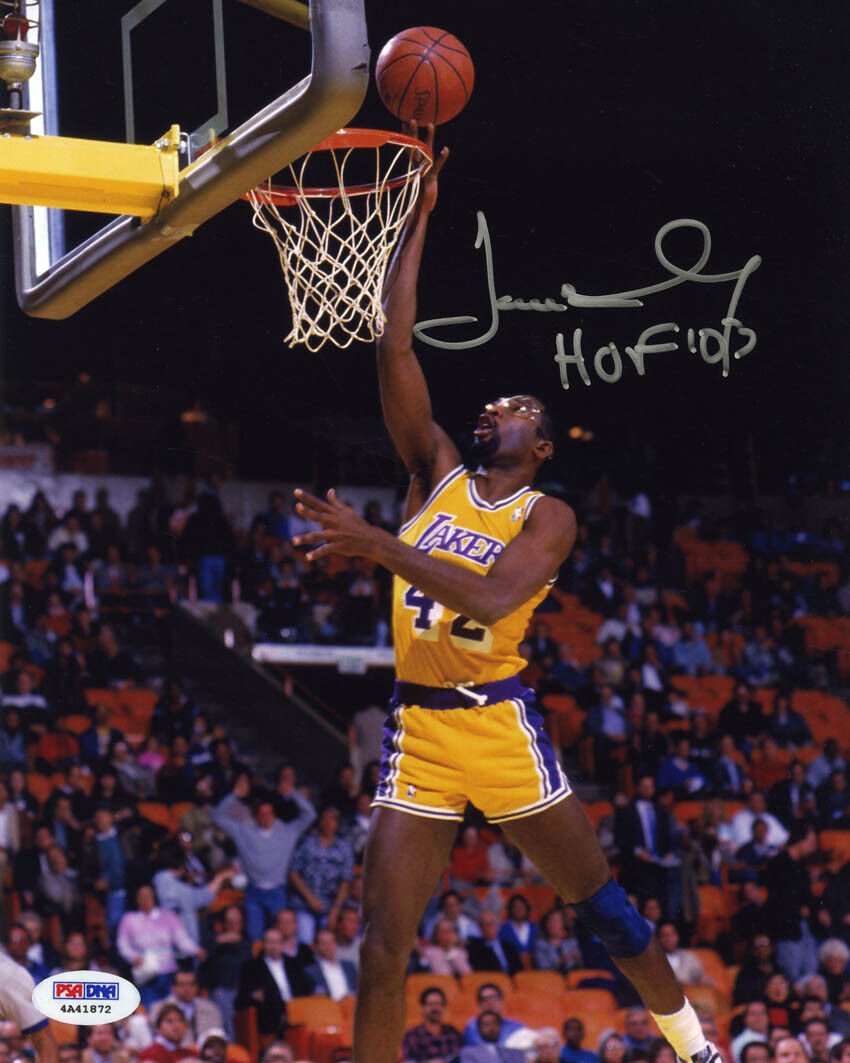 James Worthy SIGNED 8x10 Photo Poster painting HOF 03 Los Angeles Lakers ITP PSA/DNA AUTOGRAPHED