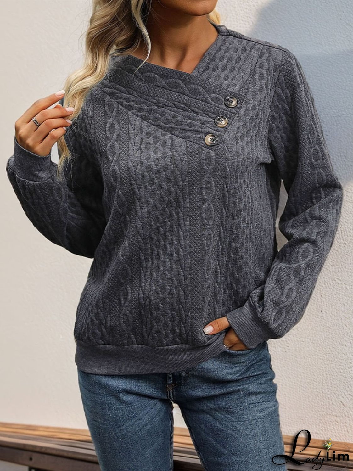 Effortless and Classy winter garment