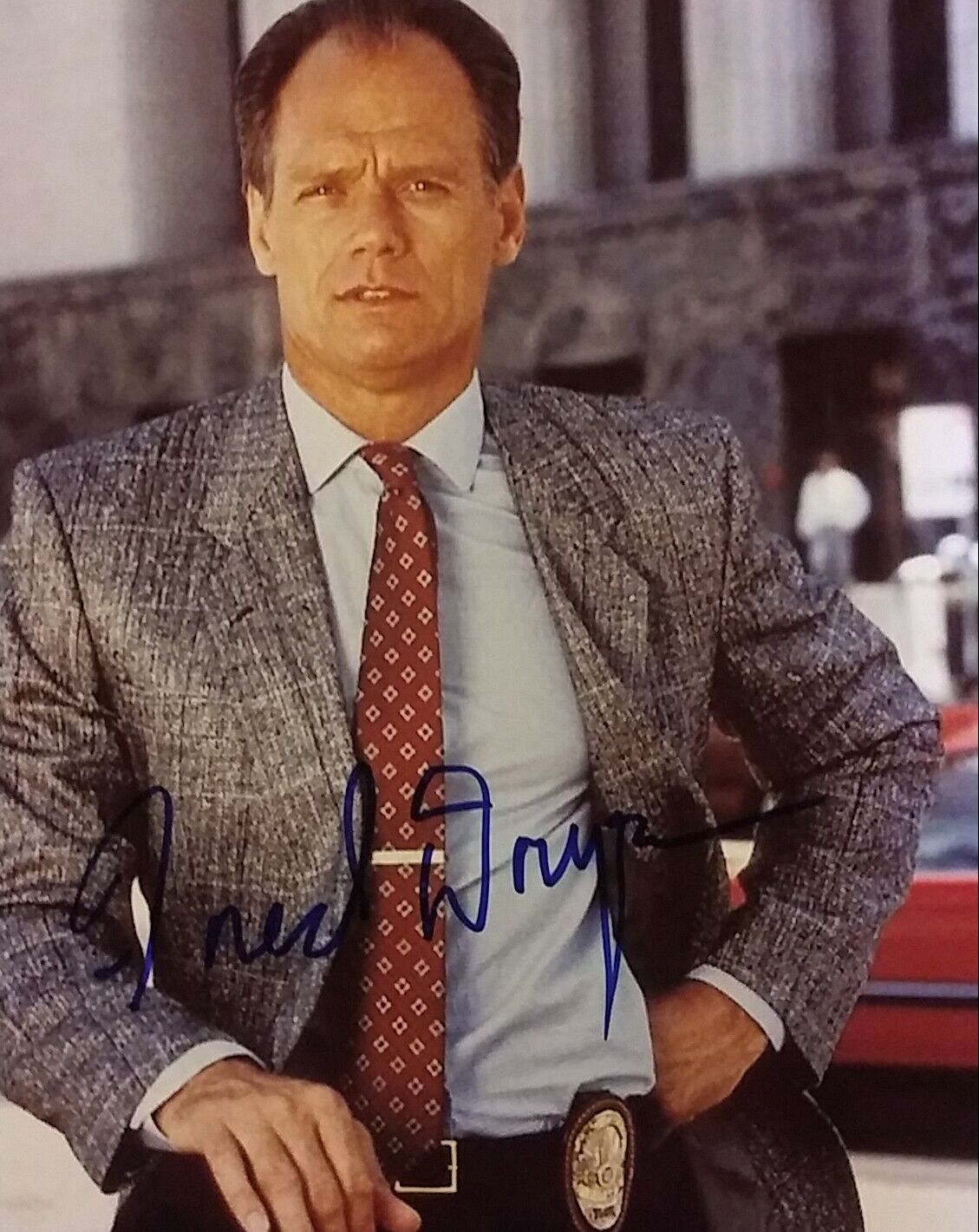 Fred Dryer signed 8x10