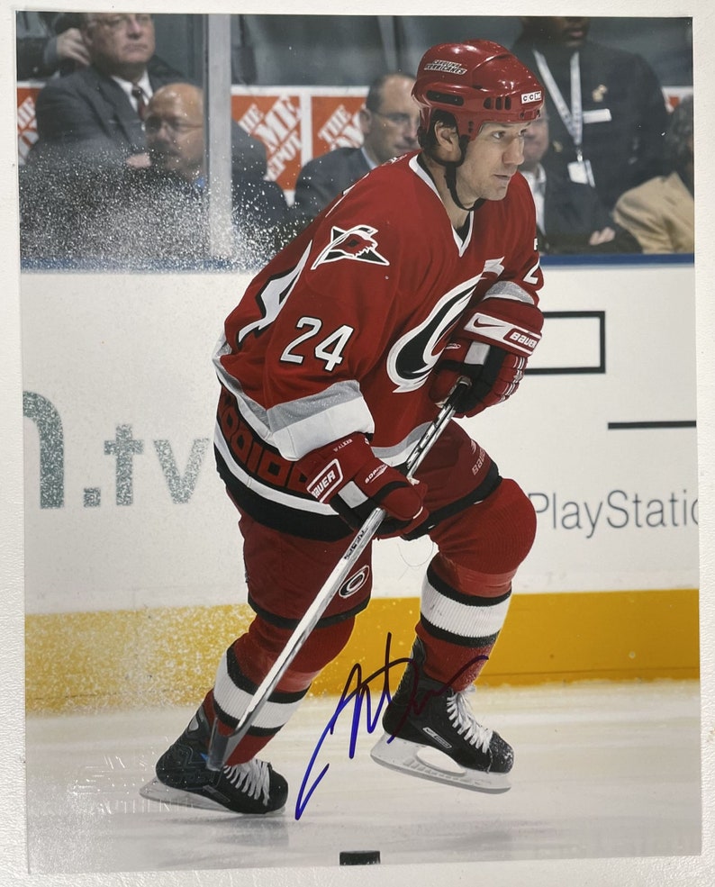 Scott Walker Signed Autographed Glossy 8x10 Photo Poster painting Carolina Hurricanes - COA Matching Holograms