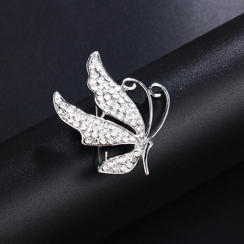 Elegant Pin Leaf Flower Butterfly Alloy Plating Inlay Rhinestones Pearl Women’S Brooches