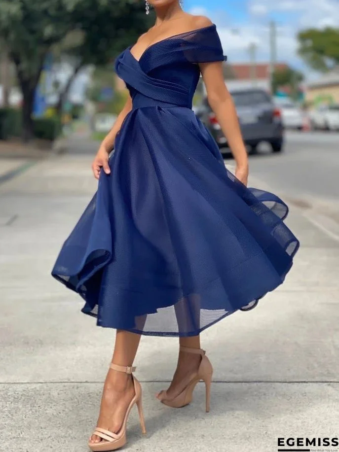 Women's Dresses Solid One Word Collar Slim Fit Dress | EGEMISS