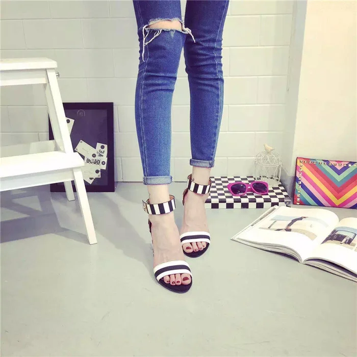 Women's Black and White Heels Ankle Strap Chunky Heel School Shoes |FSJ Shoes