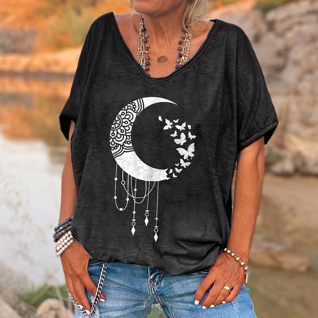 Butterfly Moon Printed Hippie T-shirt