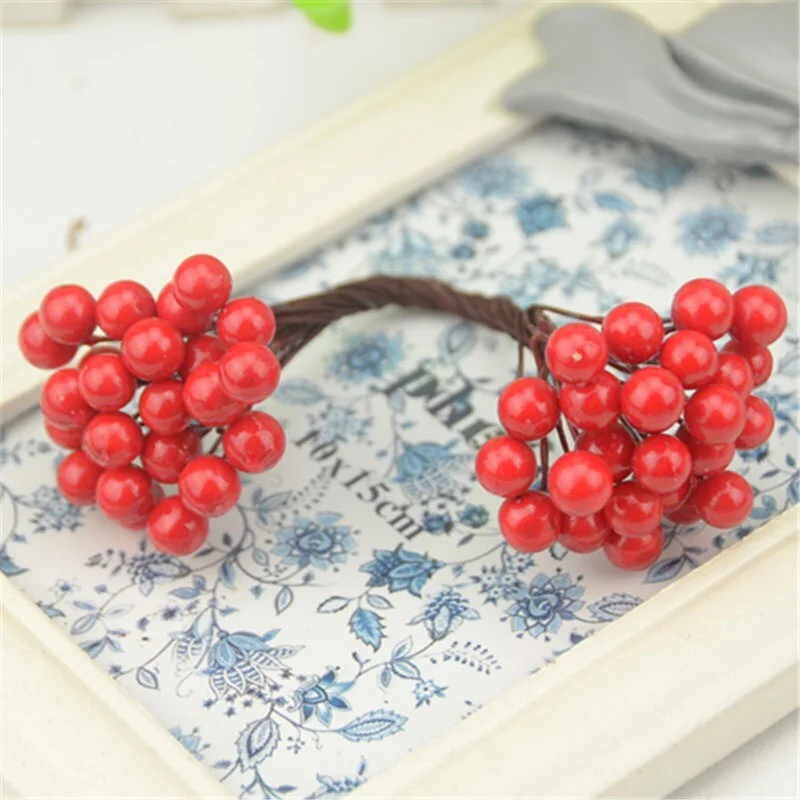 25pcs/50 Heads 0.7cm Mini Fake Fruit Small Double heads Berries Artificial Flower cherry Stamen Wedding Christmas Decorative