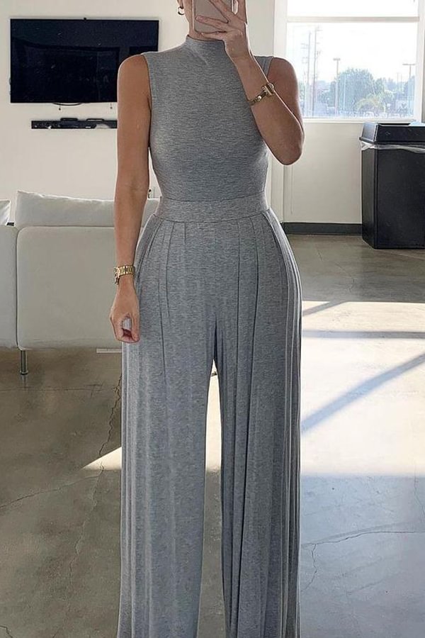 Cozy Solid Sleeveless Wasp-waisted Jumpsuit