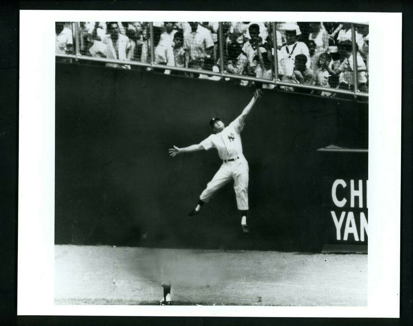 Mickey Mantle leaping centerfield Yankee Stadium c. 1950's Type IV Press Photo Poster painting