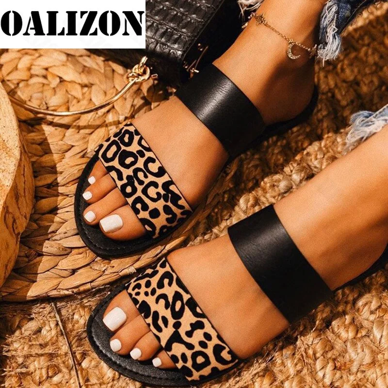 Fashion 2021 Summer New Women's Slippers Flip Flops Female Slides Beach Shoes Women Open Toe Flats Sandals Slippers Shoes Femme