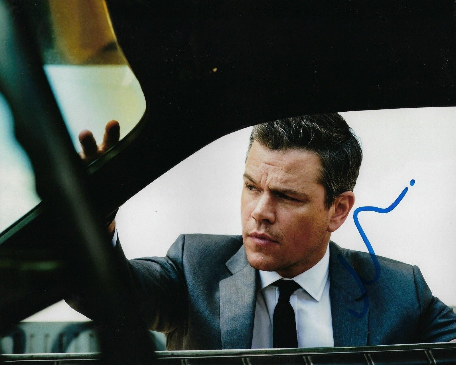 GFA The Adjustment Bureau * MATT DAMON * Signed Autographed 8x10 Photo Poster painting LA8 COA