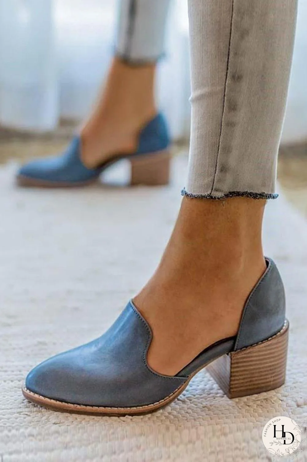 Side Cut Chunky Heel Pumps