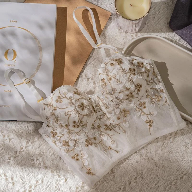 Embroidered lace French lingerie set