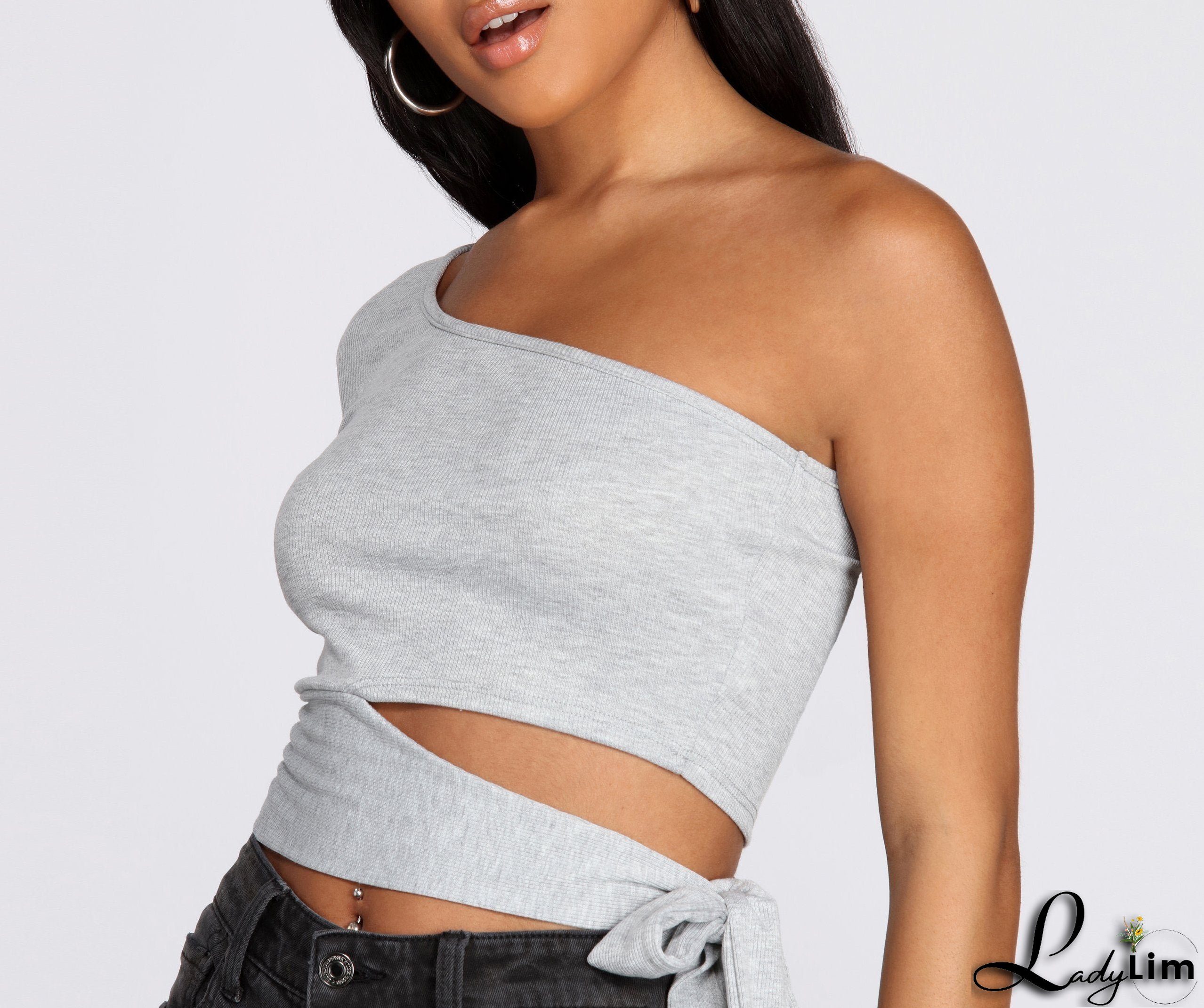 Single Sleeve Ribbed Crop Top