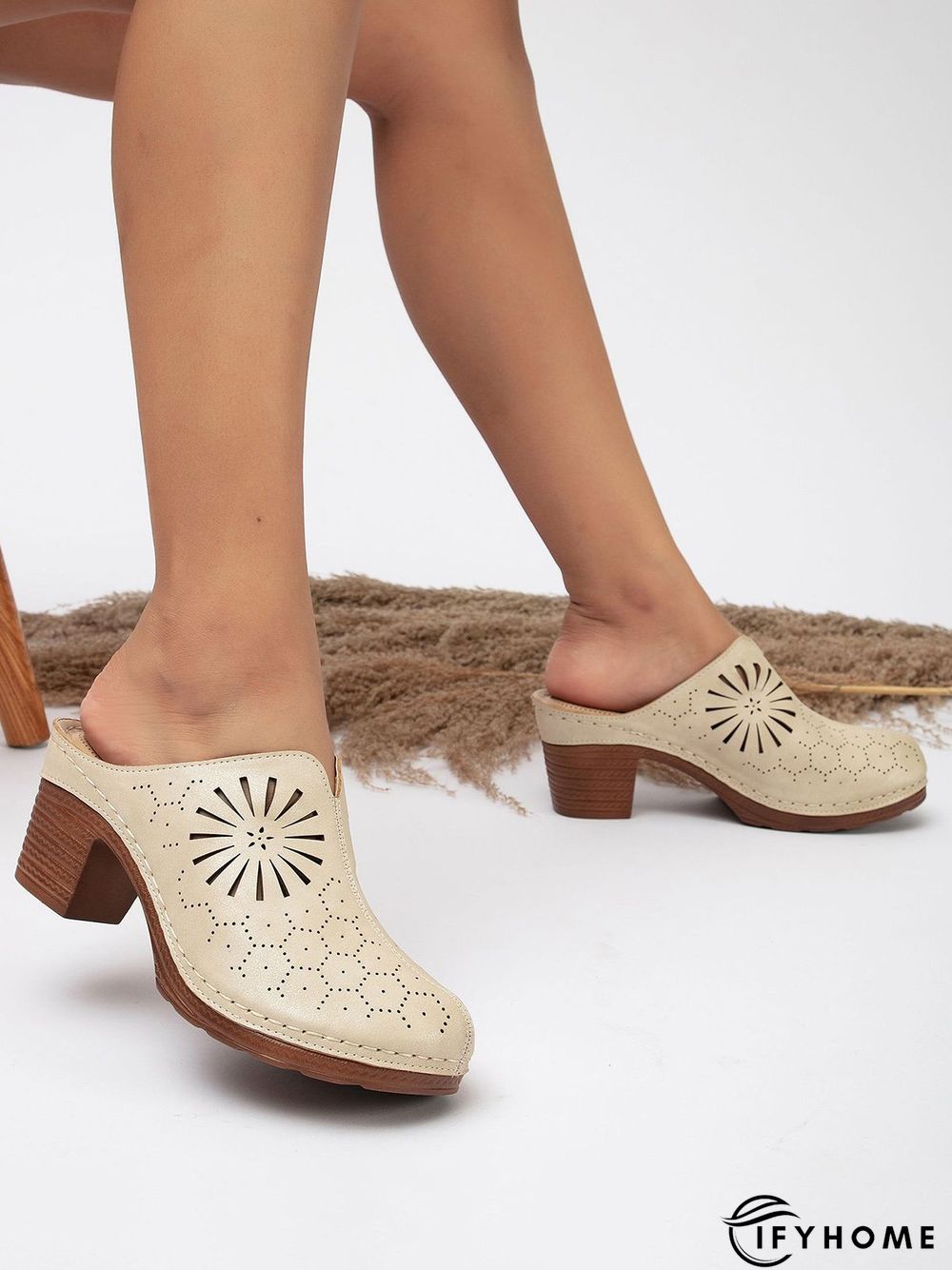 Vintage Plus Size Hollow out Chunky Heel Mules | IFYHOME