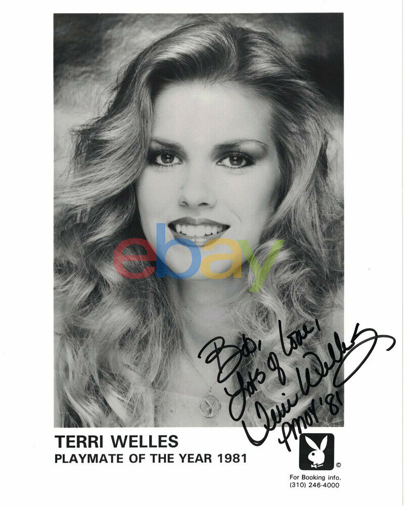 1981 PLAYMATE OF THE YEAR TERRI WELLES SIGNED 8X10 B&W HEADSHOT Photo Poster painting