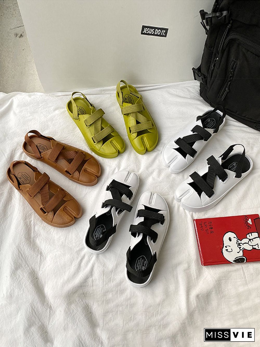 Casual Plain Split Toe Sandals