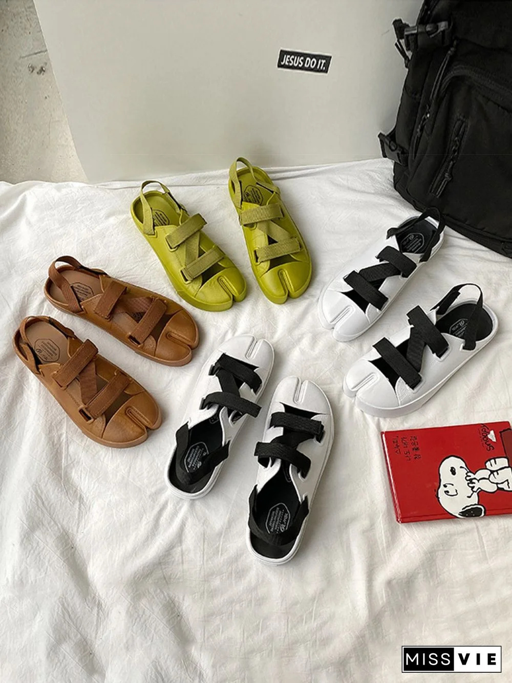 Casual Plain Split Toe Sandals