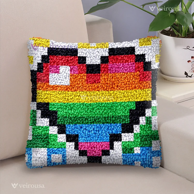 Colorful Love Heart - Latch Hook Pillow Kit veirousa