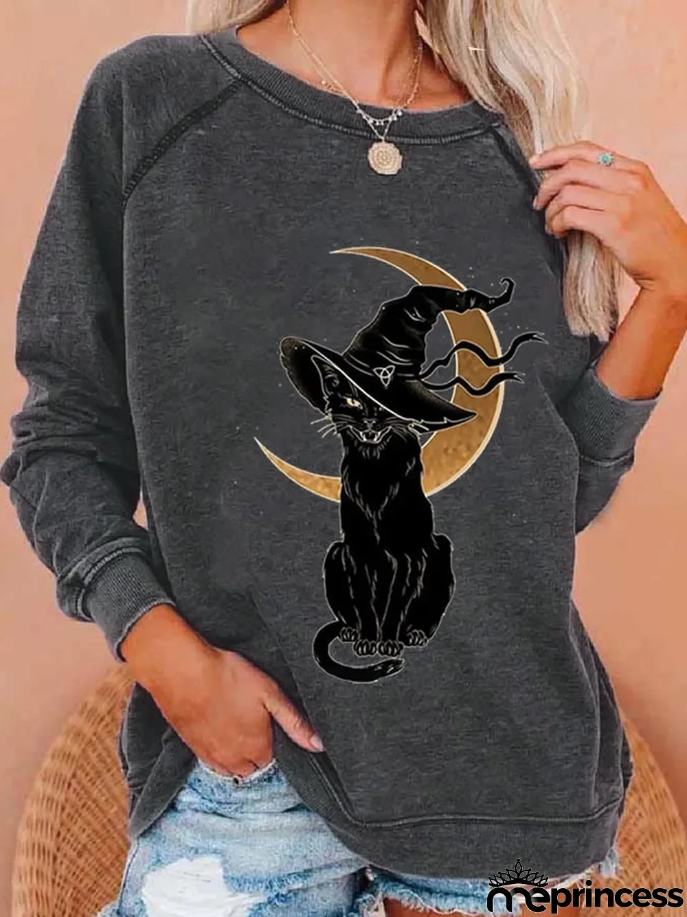 Women's Halloween Moon Cat Witch Print Casual Sweatshirt