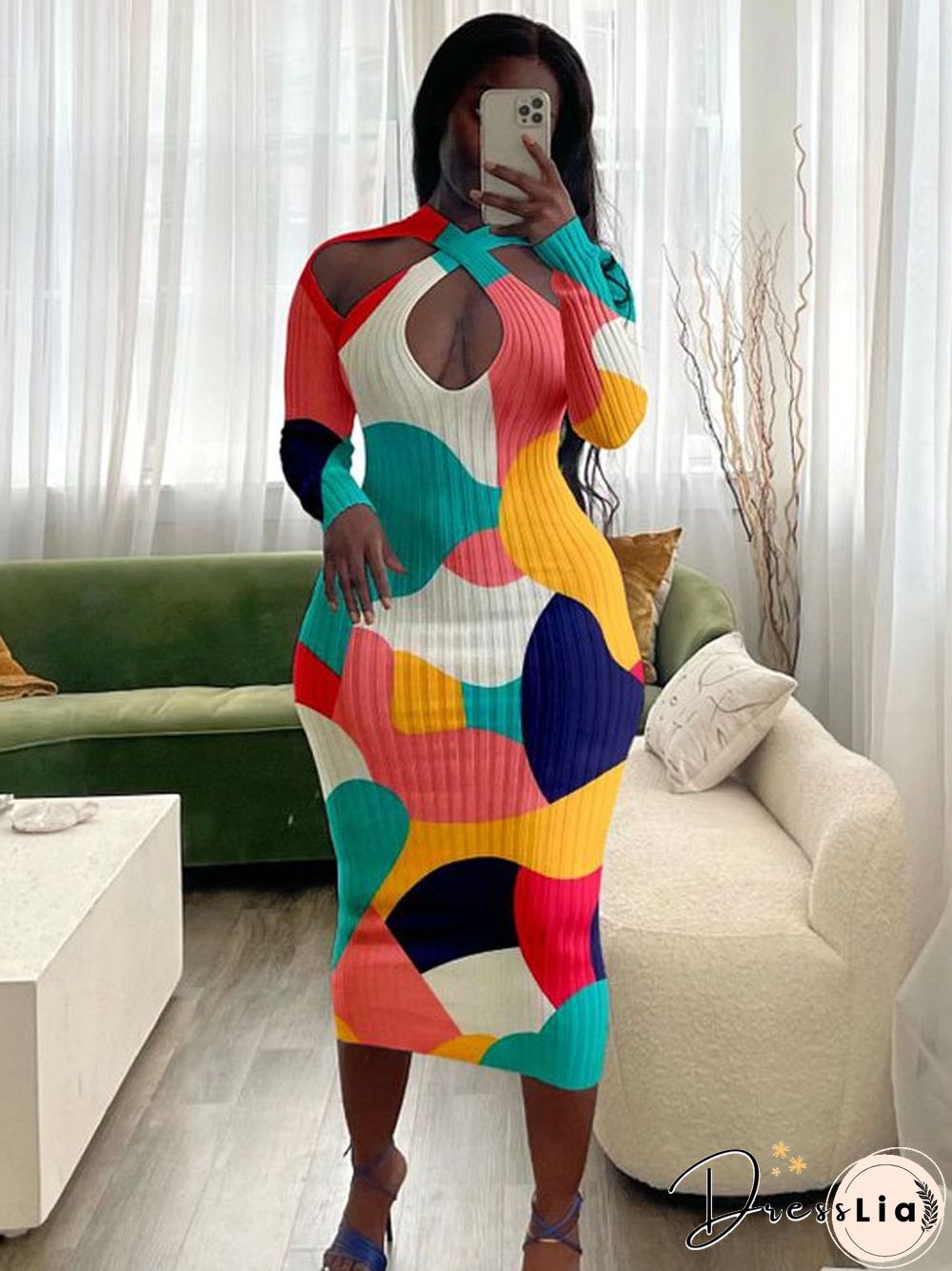 Long Colored Autumn Dress With Long Sleeves Pit Strips