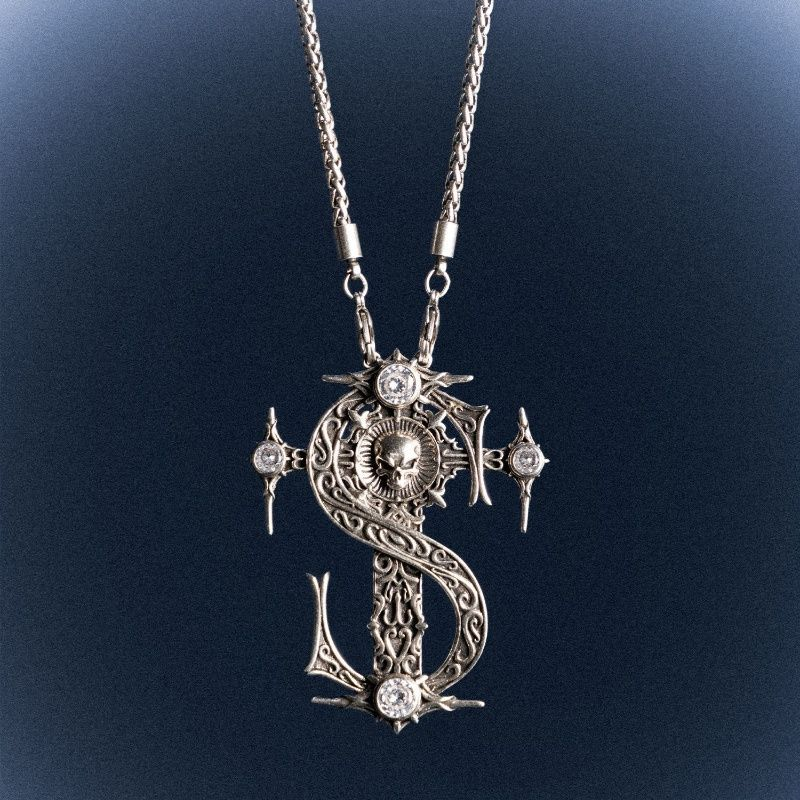 Medieval Skull Pendant Necklace: Unique & Original Design