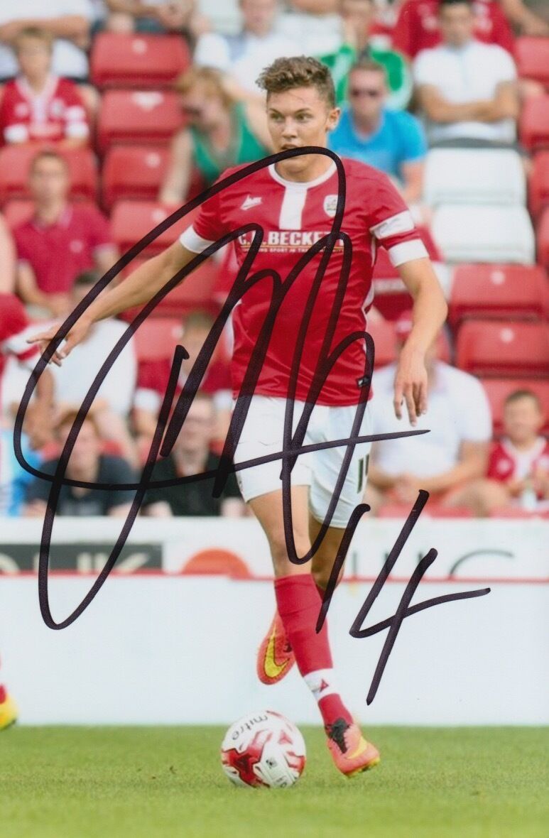 BARNSLEY HAND SIGNED PAUL DIGBY 6X4 Photo Poster painting 1.