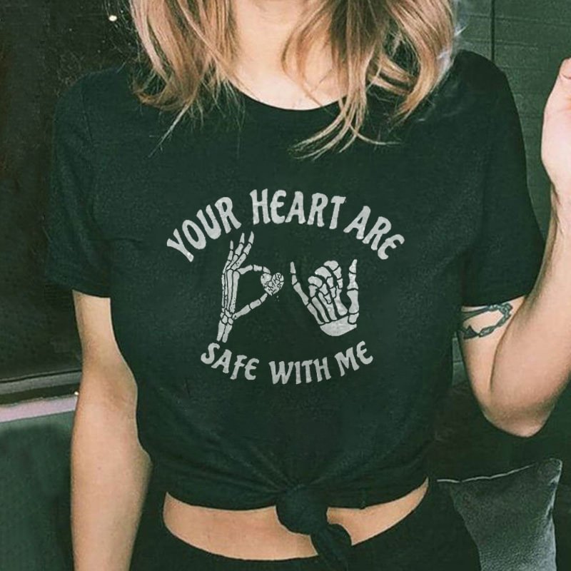 Your Heart Are Safe With Me Printed Casual Women's T-shirt - Minnieskull
