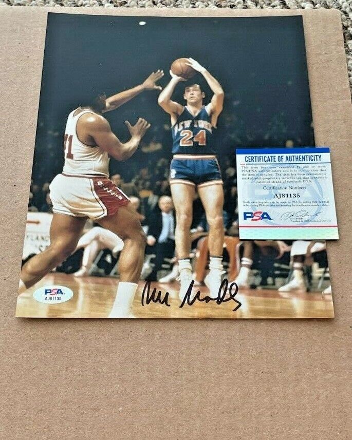 BILL BRADLEY SIGNED NEW YORK KNICKS 8X10 Photo Poster painting PSA/DNA CERTIFIED