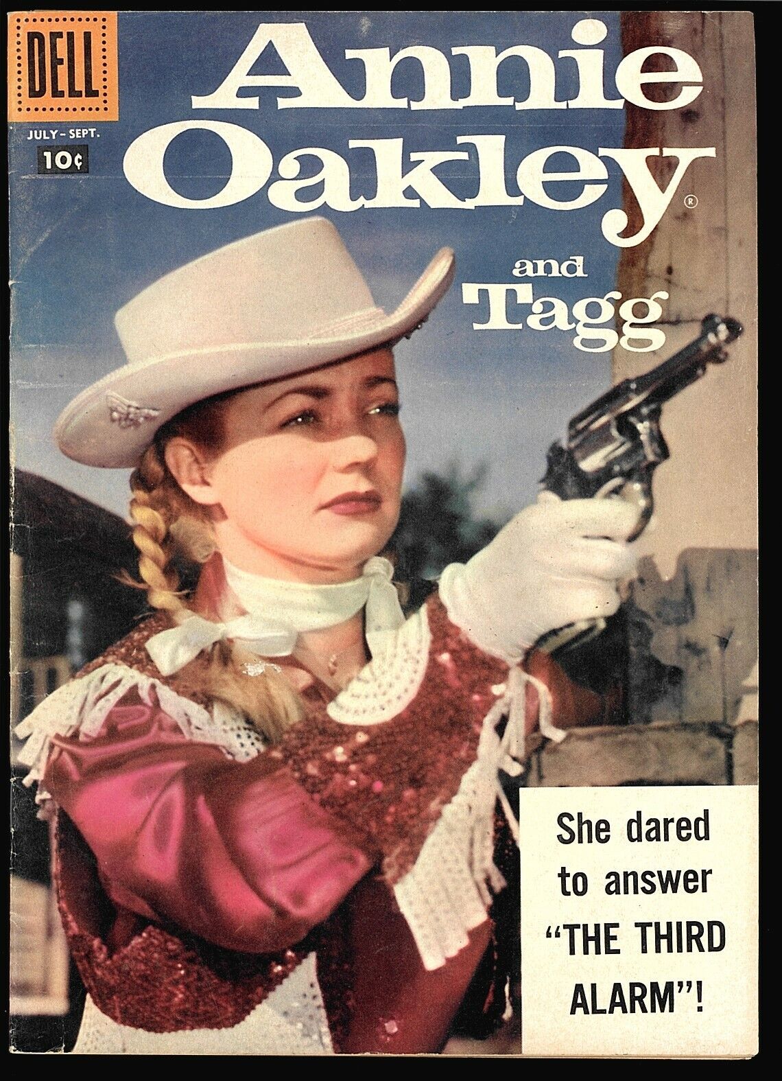 Annie Oakley and Tagg #16 Gail Davis Photo Poster painting cover, Dell 10 ￠ cover